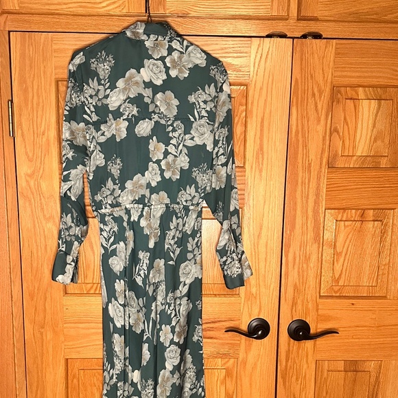 Elan - Floral Midi Dress with Tie-Front - Size Medium - Picture 2 of 5